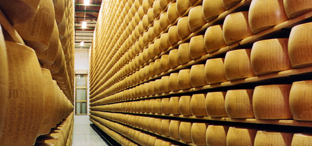 vendita parmigiano reggiano